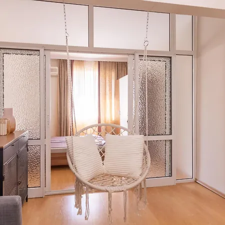 Apartment By The Sea 2bdrm Varna