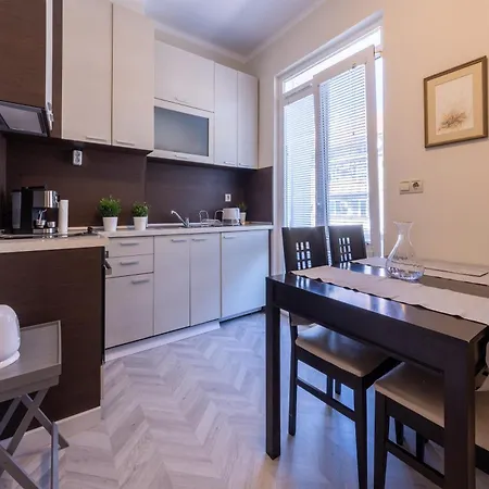 Apartamento By The Sea 2bdrm *